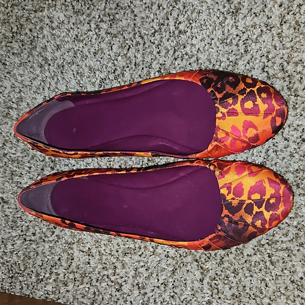 nine west printed flats 8.5